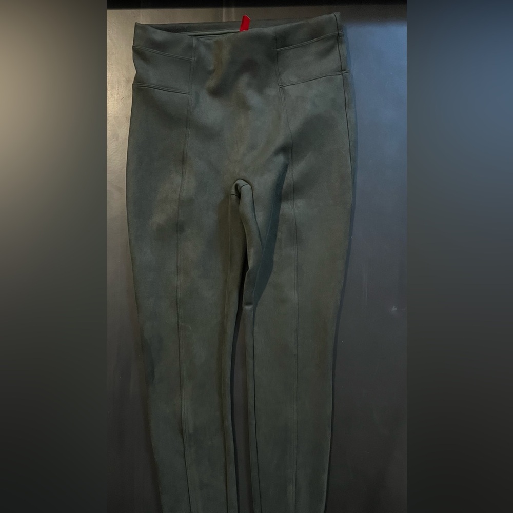 Spanx suede dark green medium leggings NWOT